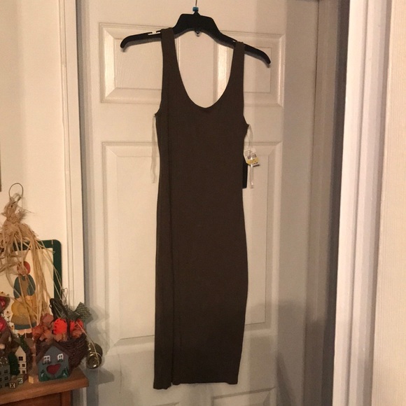 Shinestar solid olive green midi dress brand new with tags in Medium - Picture 3 of 6
